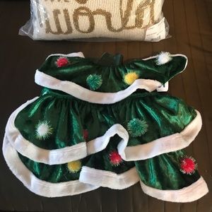 NWT Dog Christmas dress